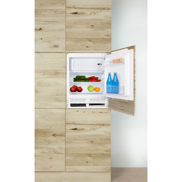 Холодильник Amica UM130.3i(E) 82,5см