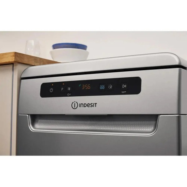 Посудомийна машина Indesit DSFO 3T224 C S 45 см Посудомийна машина Indesit DSFO 3T224 C S 45 см