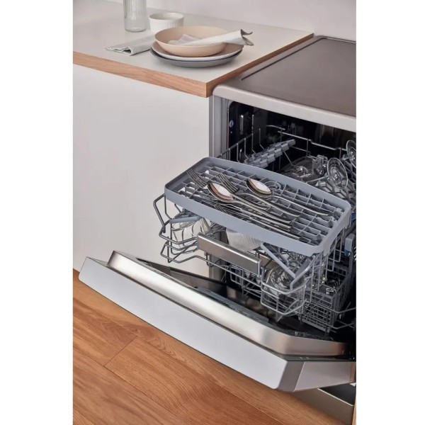 Посудомийна машина Indesit DSFO 3T224 C S 45 см Посудомийна машина Indesit DSFO 3T224 C S 45 см