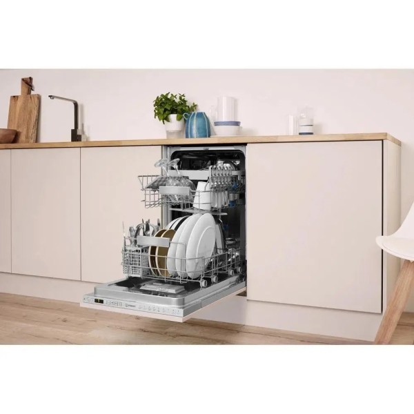 Посудомийна машина Indesit DSIO 3T224 CE 44.8 см Посудомийна машина Indesit DSIO 3T224 CE 44.8 см