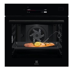 Електрична духовка Electrolux 900 SteamPro LOB9S3SZ black