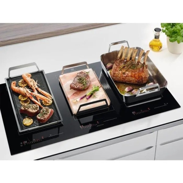 Індукційна варильна поверхня Electrolux EIV8457 81 см