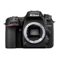 Дзеркальна камера Nikon D7500 Body