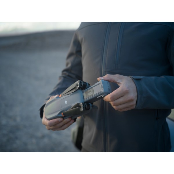 Дрон DJI Air 3S Fly More Combo RC-N3 Дрон DJI Air 3S Fly More Combo RC-N3